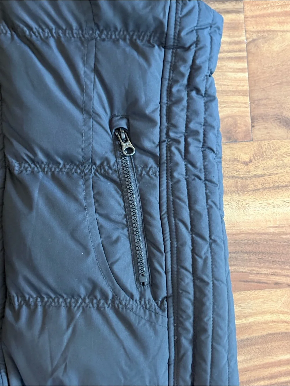 Lululemon Women’s Black Hooded Zip Front Puffer Quilted Running Vest Size 2